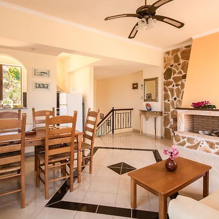 Olive Farm Villa Agia Marina Buitenkant foto