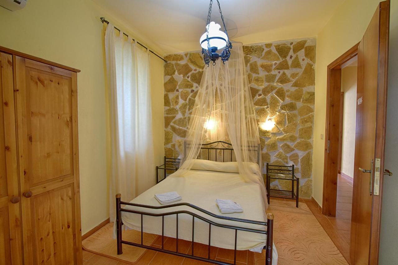 Olive Farm Villa Agia Marina Buitenkant foto