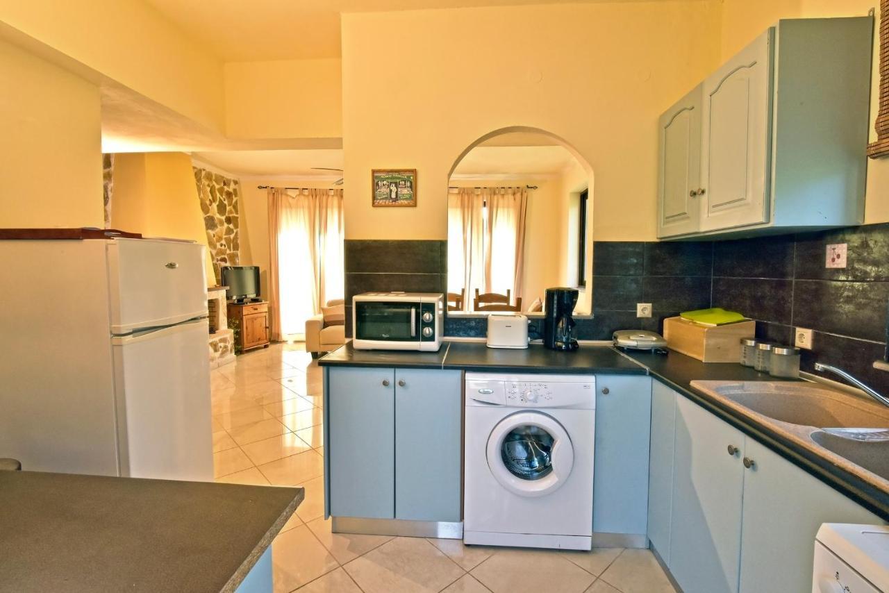 Olive Farm Villa Agia Marina Buitenkant foto